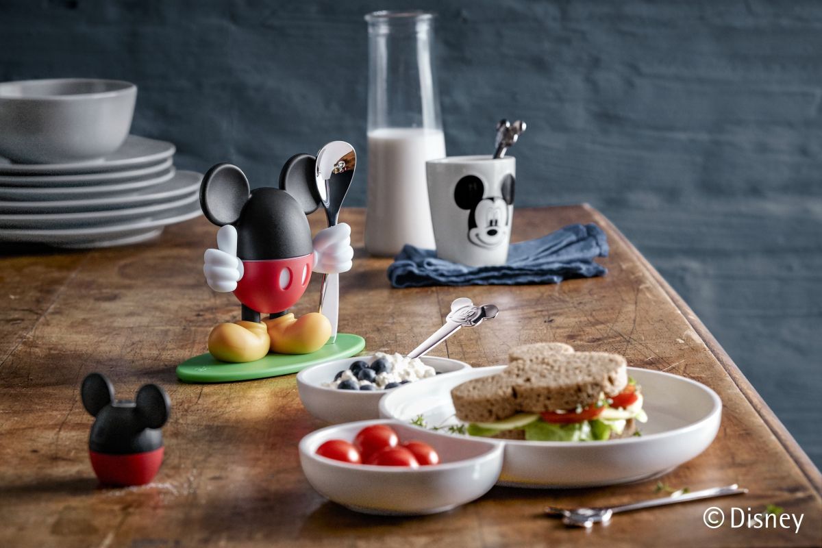 Mickey Mouse ile kahvaltıya hazır olun!