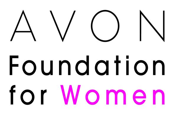 Avon Vakfı öğrencilere burs desteğinde bulundu