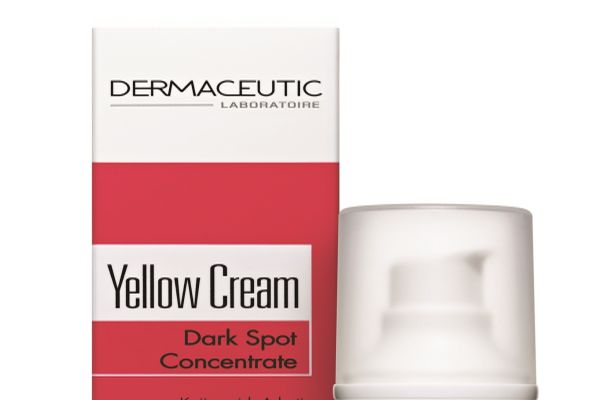 Dermaceutic Yellow Cream cildin genel görünümünü destekliyor