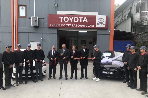 Toyota Otomotiv Sanayi Türkiye eğitime destek