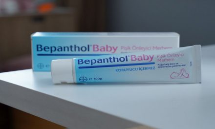 Bepanthol Baby ile anne babalar pişiği beklemeden önlüyor