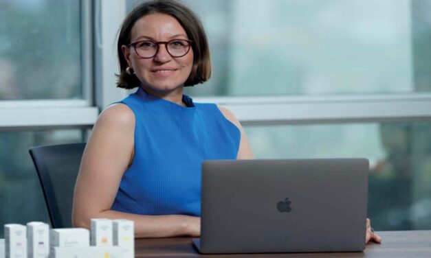 The Purest Solutions’tan samimi bir güzellik manifestosu: “Ciltte Mükemmeliyet Değil, Gerçeklik Var”