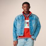 Tommy Jeans Sonbahar 2026 koleksiyonu Amerika’nın doğu kıyısına özgü tarzın modern ruhunu keşfe çıkıyor
