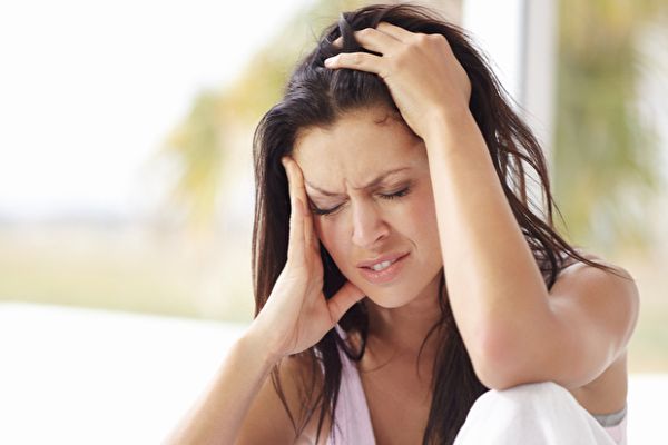 Kadınlarda migren 3 kat daha fazla