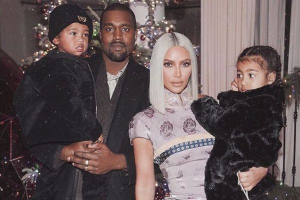 Kim Kardashian üçüncü çocuğuna kavuştu!