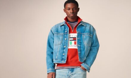 Tommy Jeans Sonbahar 2026 koleksiyonu Amerika’nın doğu kıyısına özgü tarzın modern ruhunu keşfe çıkıyor
